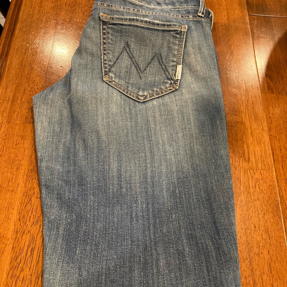 MOTHER Women's Cropped Ankle Jeans in Faded Blue Denim